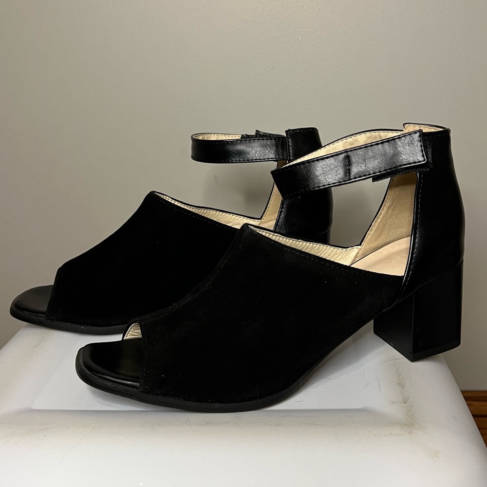 Open Toe Mules with Strap